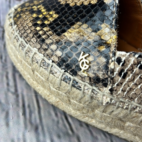 KURT GEIGER LONDON MORELLA Leather Snake Print Slip On Espadrilles - Picture 15 of 17